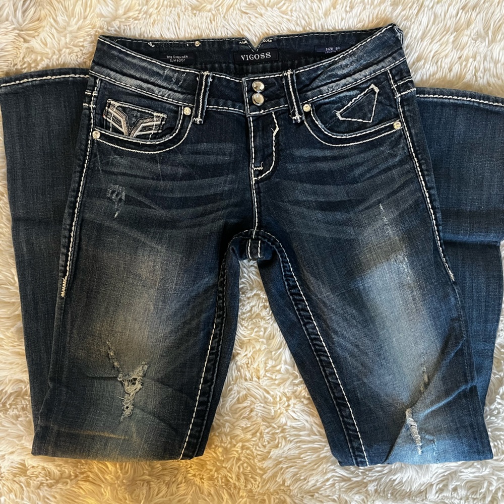 Vigoss jeans
"The Chelsea Slim Boot"

Size 5/6
Length 33"